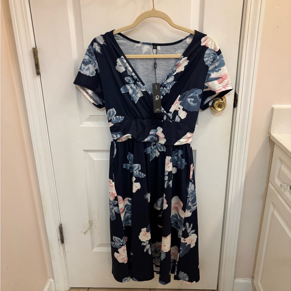 NWT Ouges Navy Floral Midi Dress